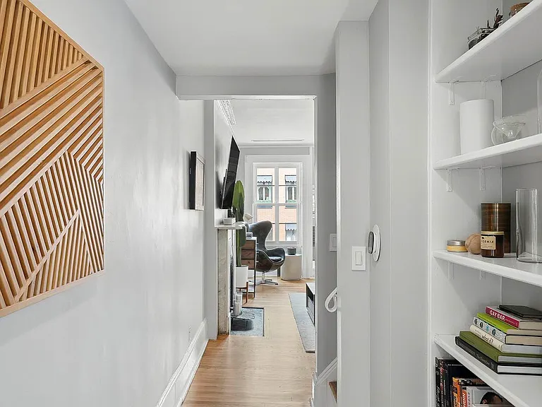136 W 11th St #3 — Photo 9