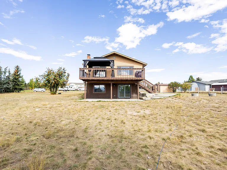 845 Terrence Rd — Photo 3