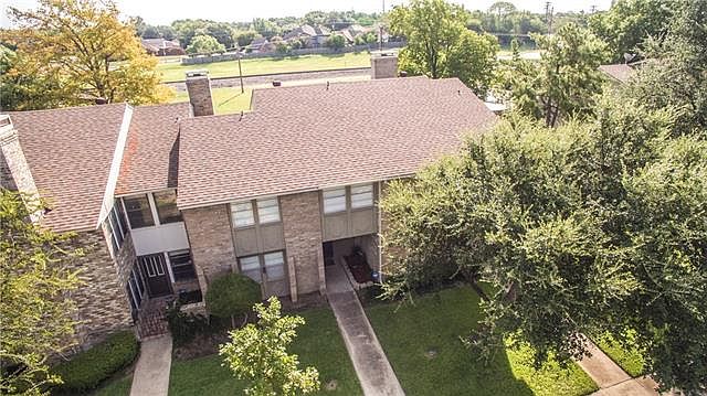 1st image of 713 Towne House Ln
