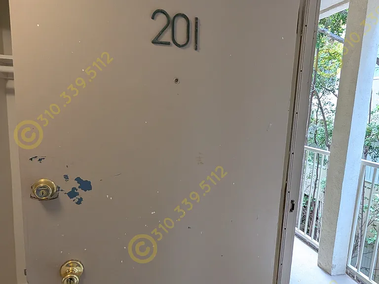 11940 Montana Ave #30-201 — Photo 4