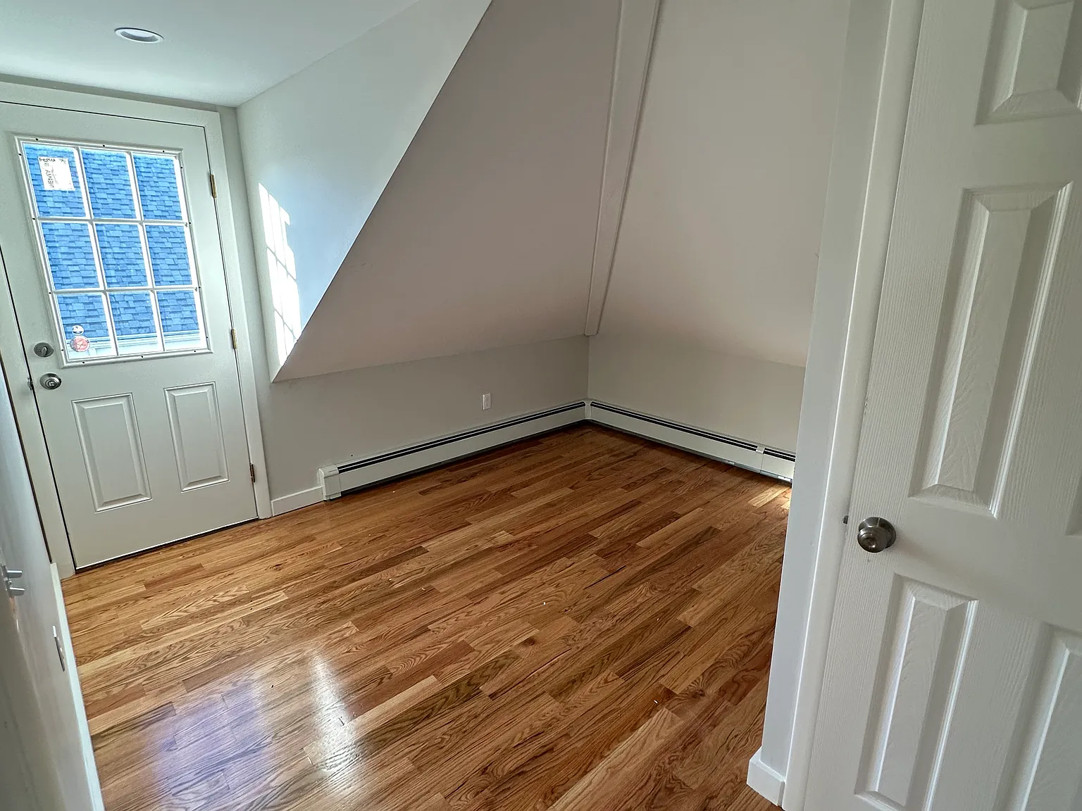 7 Oak St — Photo 4