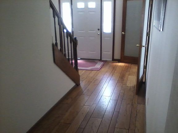4th image of 725 Heathermoor Ln