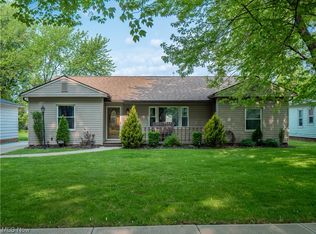 6948 Oakwood Rd, Parma Heights, OH 44130