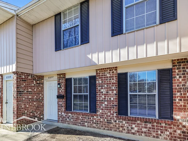 8237 Mount Carmel St — Photo 2