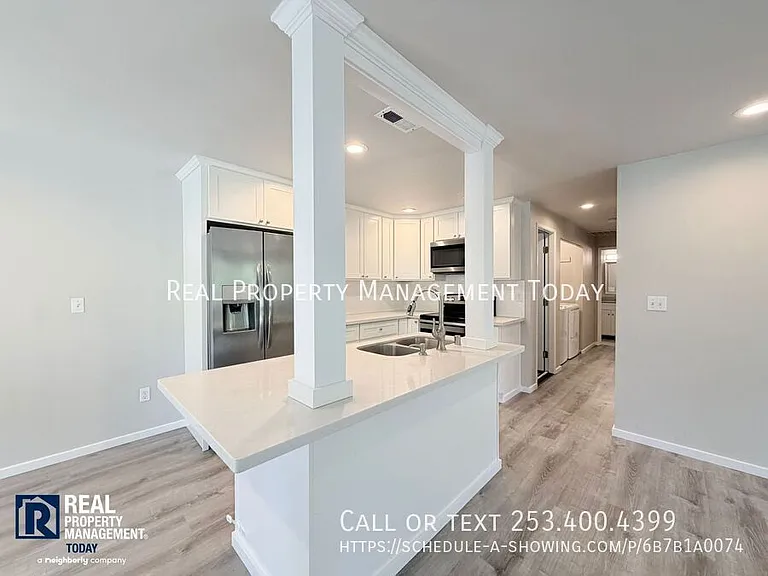 2804 12th Avenue Ct NW — Photo 4
