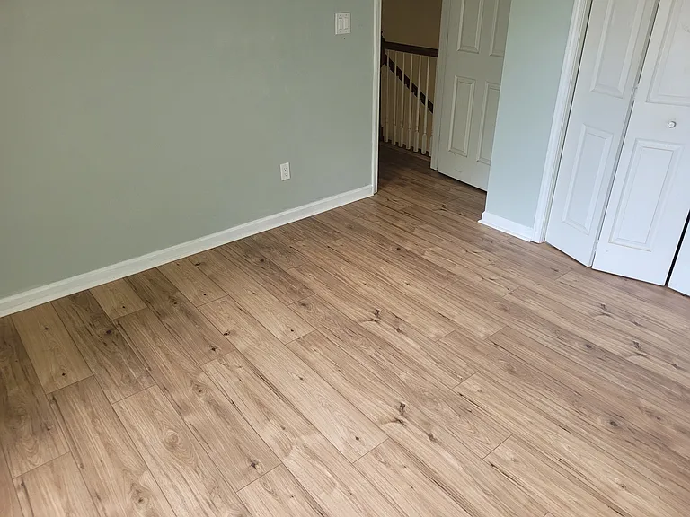 618 Millrun Ct — Photo 32