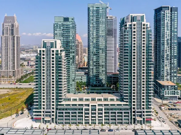 4085 Parkside Village Dr, Mississauga, ON