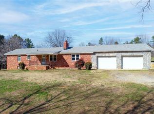 148 Cricket Ln, Advance, NC 27006