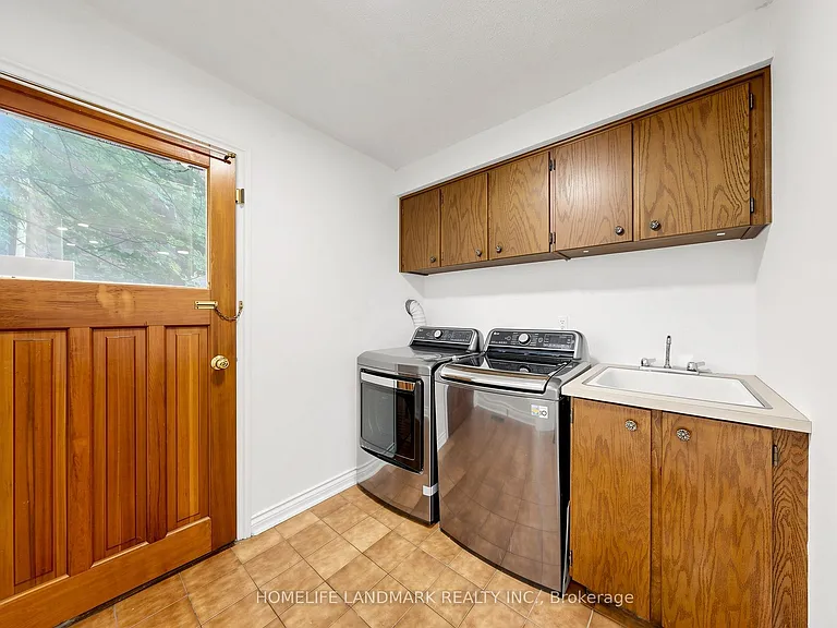 23 Dorian Pl — Photo 16