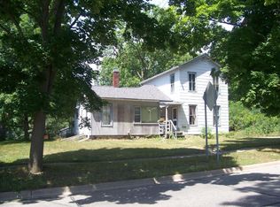 527 Canal St, Eaton Rapids, MI 48827