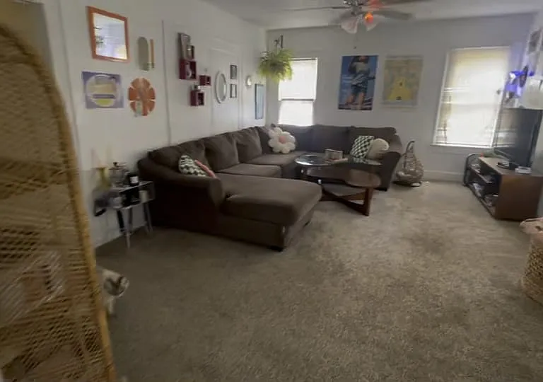 1033 W Hickory St — Photo 1