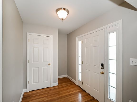 5th image of 4507 Carol Ct