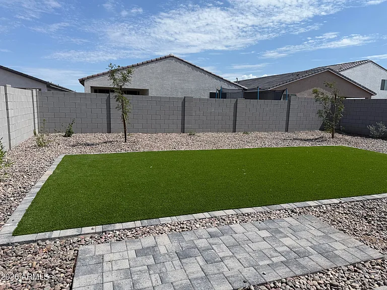 2370 E Steer Dr — Photo 34
