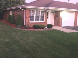 8501 Hill Top Ct #8501, Justice, IL 60458