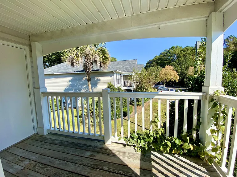 50 Pebble Beach Cv #D220 — Photo 13