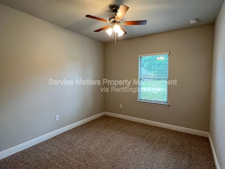 4533 Oak Orchard Cir — Photo 20