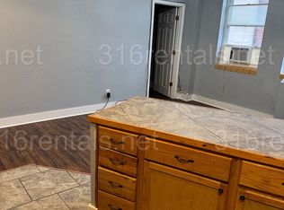 Forest Park Apartments, El Dorado, KS 67042