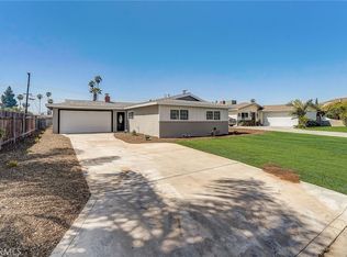 11124 Blue Jay Dr, Riverside, CA 92505