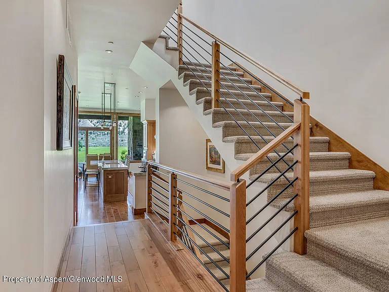 138 Club Lodge Dr — Photo 17