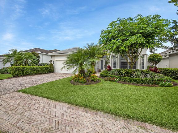2nd image of 123 Banyan Isle Drive