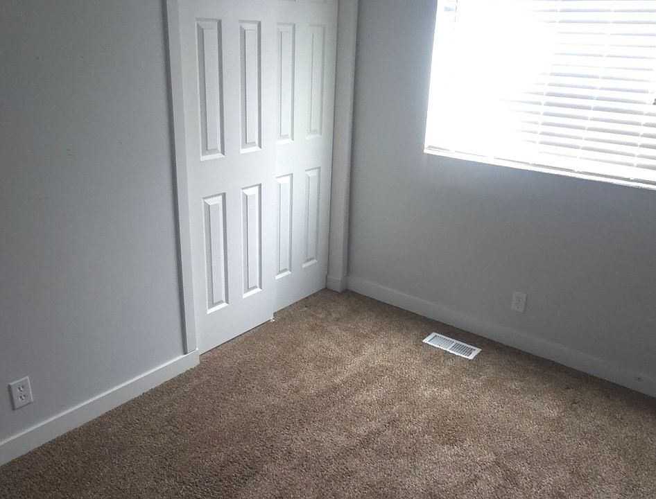 1st image of 3867 W Burgess Rd