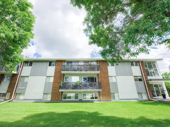 1602 Sherwood Dr, Strathcona County, AB T8A 0Z2