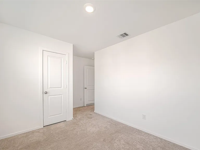 21458 Carosella Dr — Photo 20