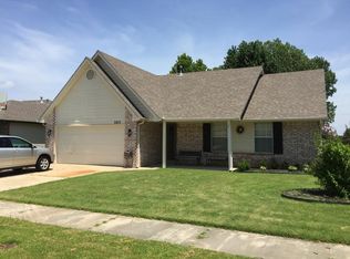 3213 N 3rd Pl, Broken Arrow, OK 74012