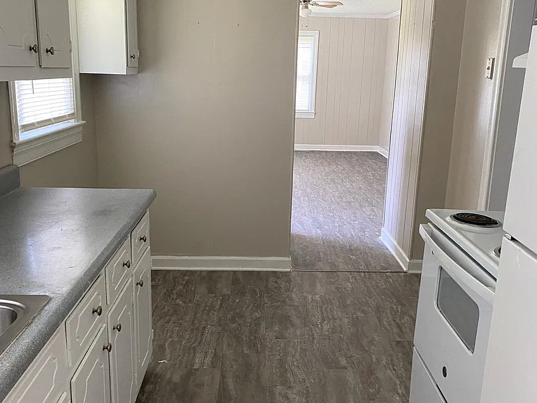 109 E Hooks River Rd — Photo 4