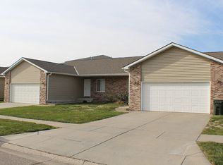 7401 S 16th St, Lincoln, NE 68512