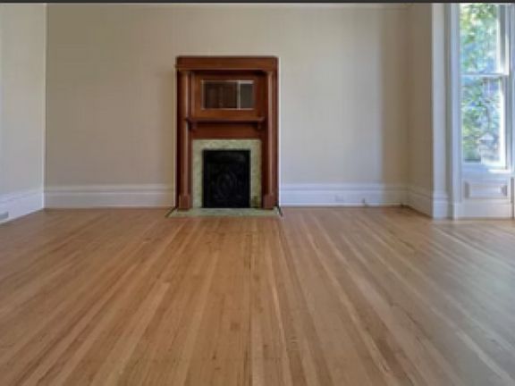 4th image of 885 Waller St