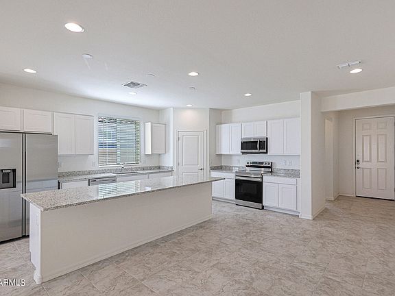 2nd image of 1122 E WESTWOOD Drive