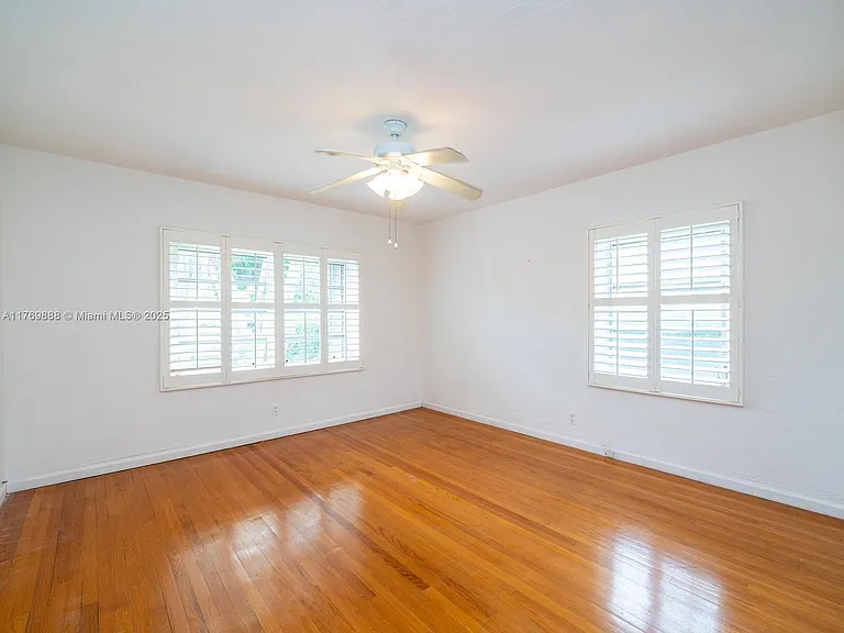 9441 Byron Ave — Photo 42