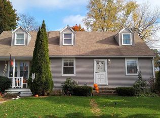 27 Sylvester Rd, Natick, MA 01760