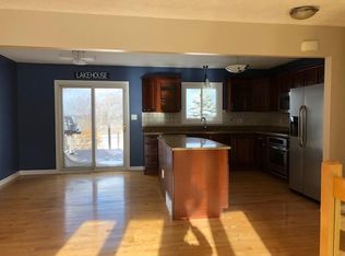 33081 Lake Shore Blvd, Eastlake, OH 44095
