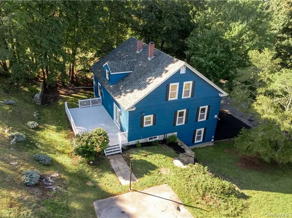 310 State Avenue, Killingly, CT 06241