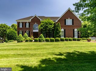 19936 Interlachen Cir, Ashburn, VA 20147