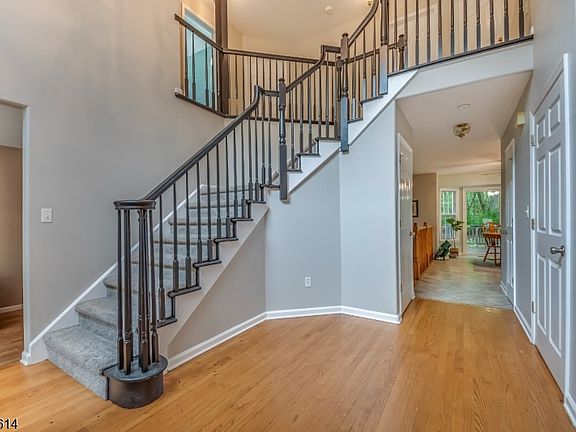 2nd image of 15 Gary Ct