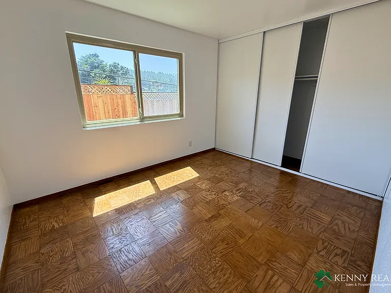 2504 Tipperary Ave — Photo 19