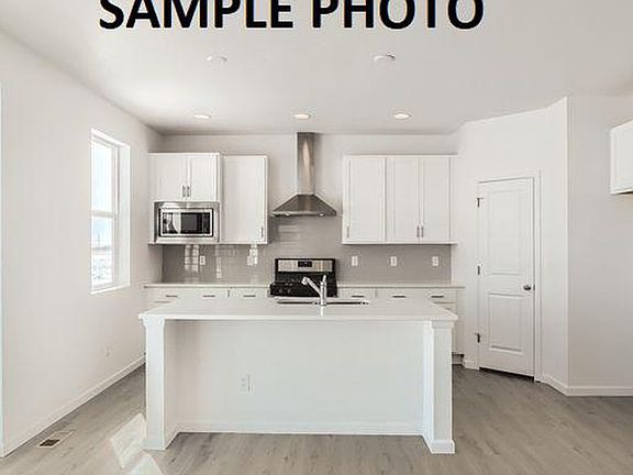 3rd image of 2463 Cottongrass Ave