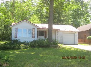2560 Pine Ridge Rd, Lupton, MI 48635