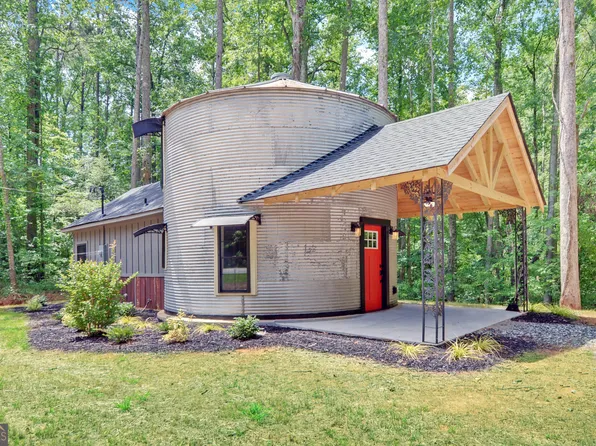 980 Lakeside Trl, Martin, GA 30557