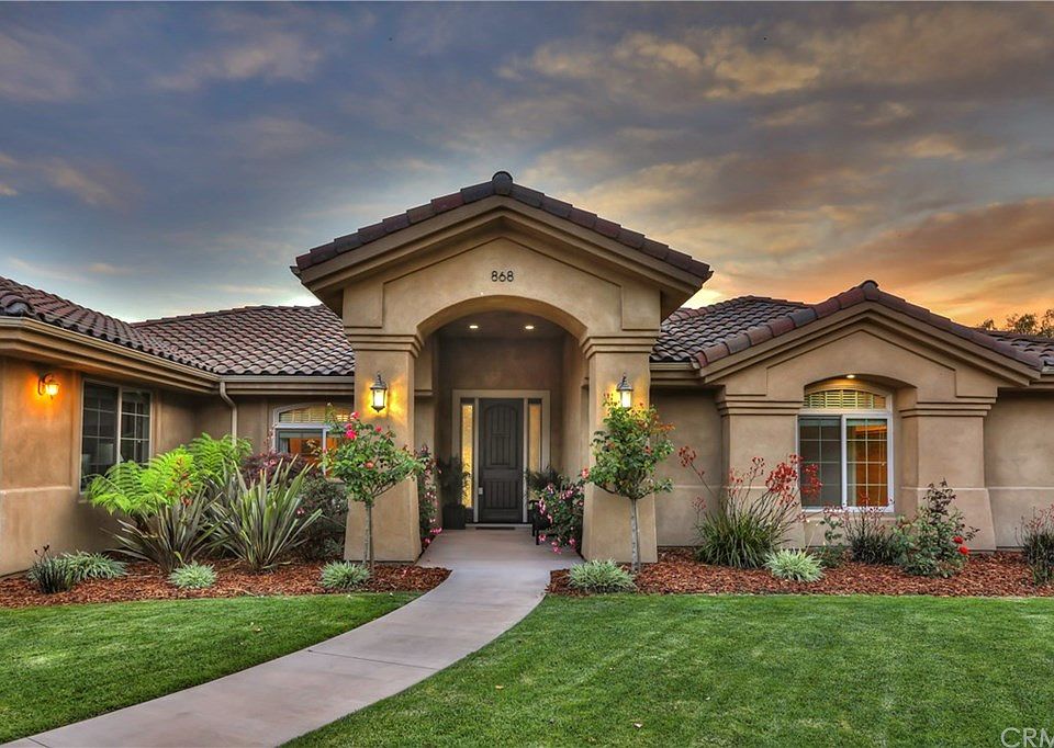 1st image of 868 Sun Dale Way