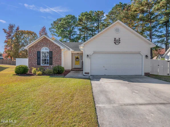 103 Dunhill Court, Jacksonville, NC 28546