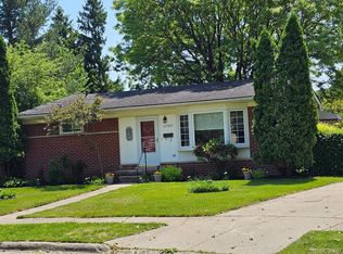 22883 Brookside Ct, Dearborn Heights, MI 48125