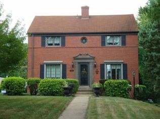 3743 Sunset Dr, Homestead, PA