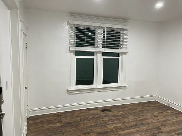 182 N N St #2 — Photo 16
