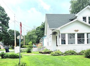 124 Breezeway Dr, Rochester, NY 14622