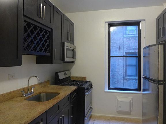 3rd image of 85 Vermilyea Ave APT 12A