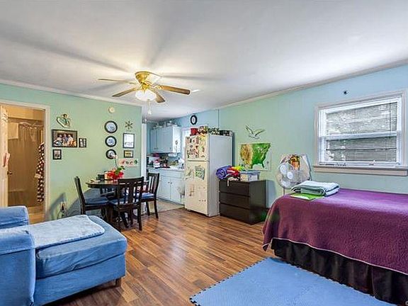 2nd image of 309 Dundee Ave #3